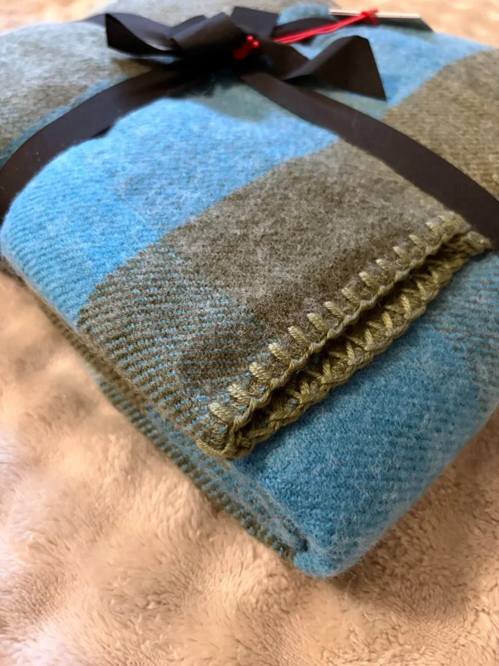 Blue Woolrich Oversized Throw Blanket large Plaid Reverse comfy holiday decor
